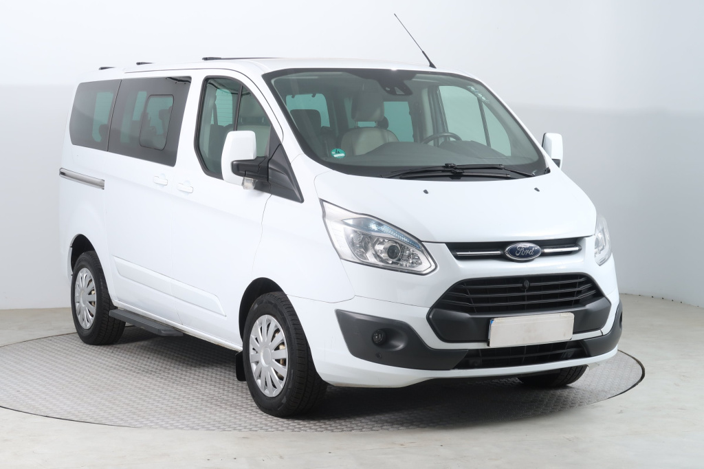 Ford Tourneo Custom, 2015, 2.2 TDCi, 114kW