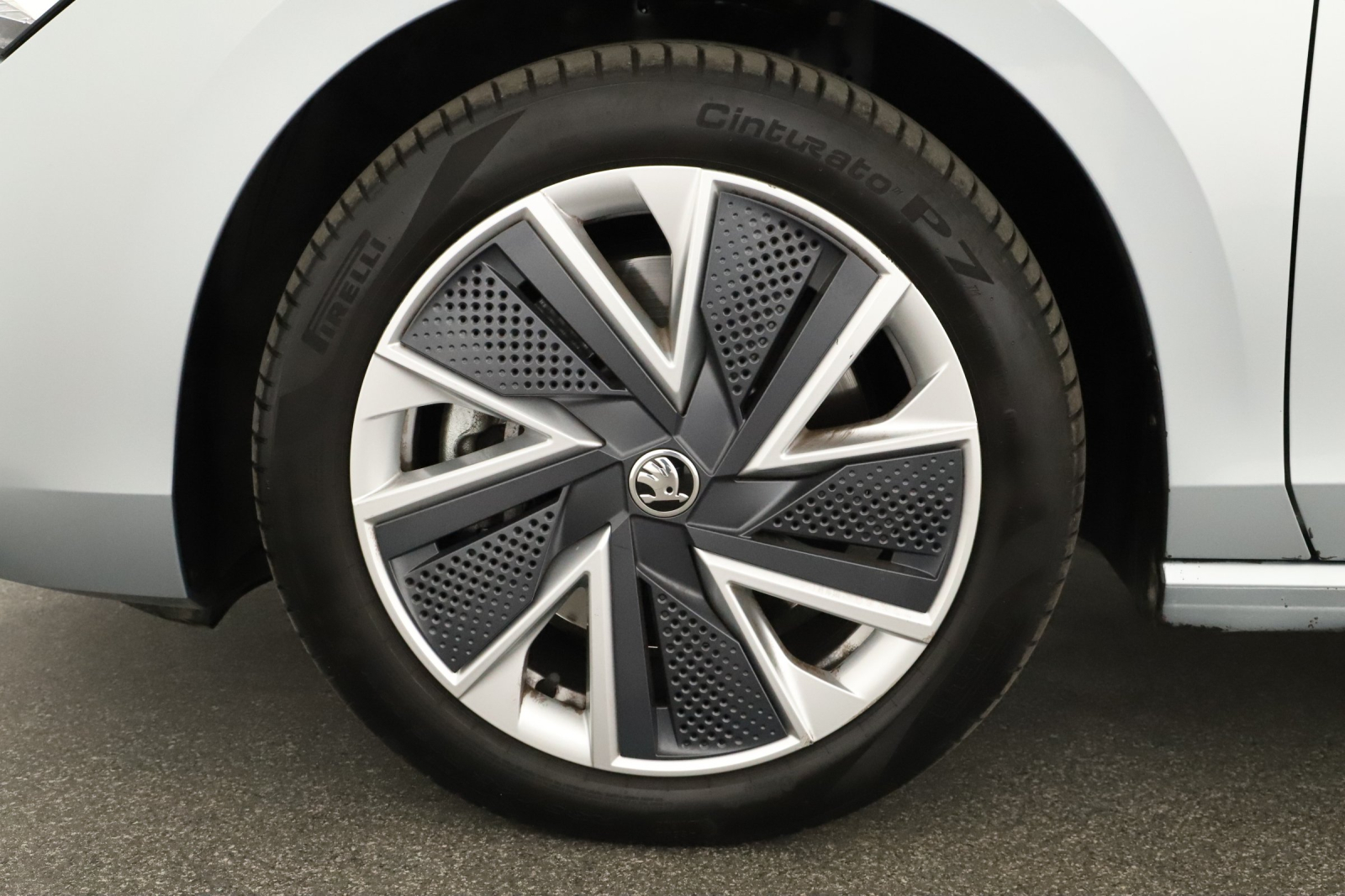 Škoda Superb - 2024