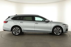 Škoda Superb - 2024