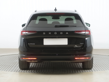 Škoda Superb - 2024