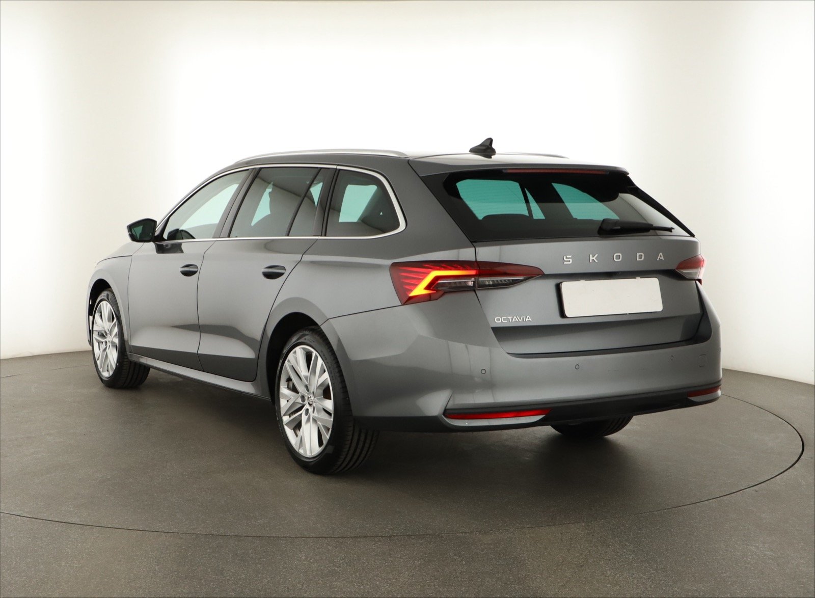 Škoda Octavia - 2024