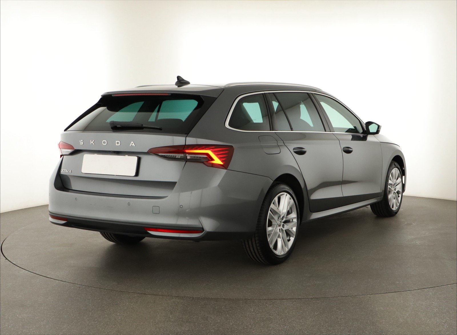 Škoda Octavia - 2024