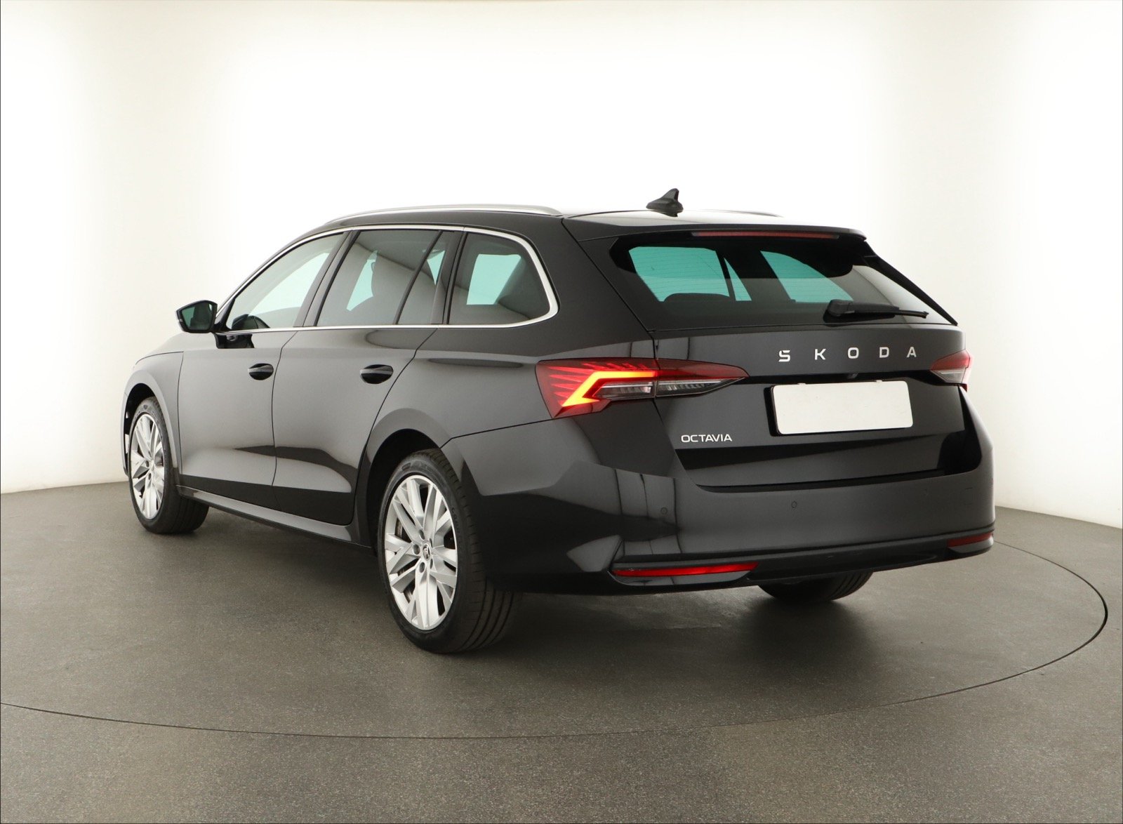 Škoda Octavia - 2024