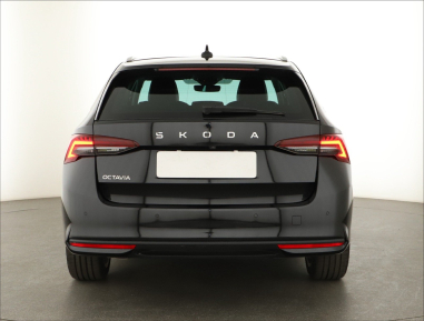 Škoda Octavia - 2024