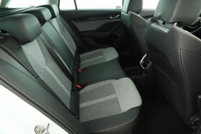 Škoda Octavia - 2024