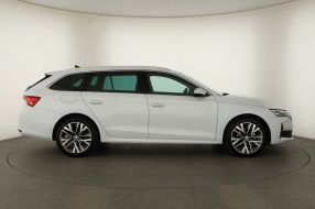 Škoda Octavia - 2024
