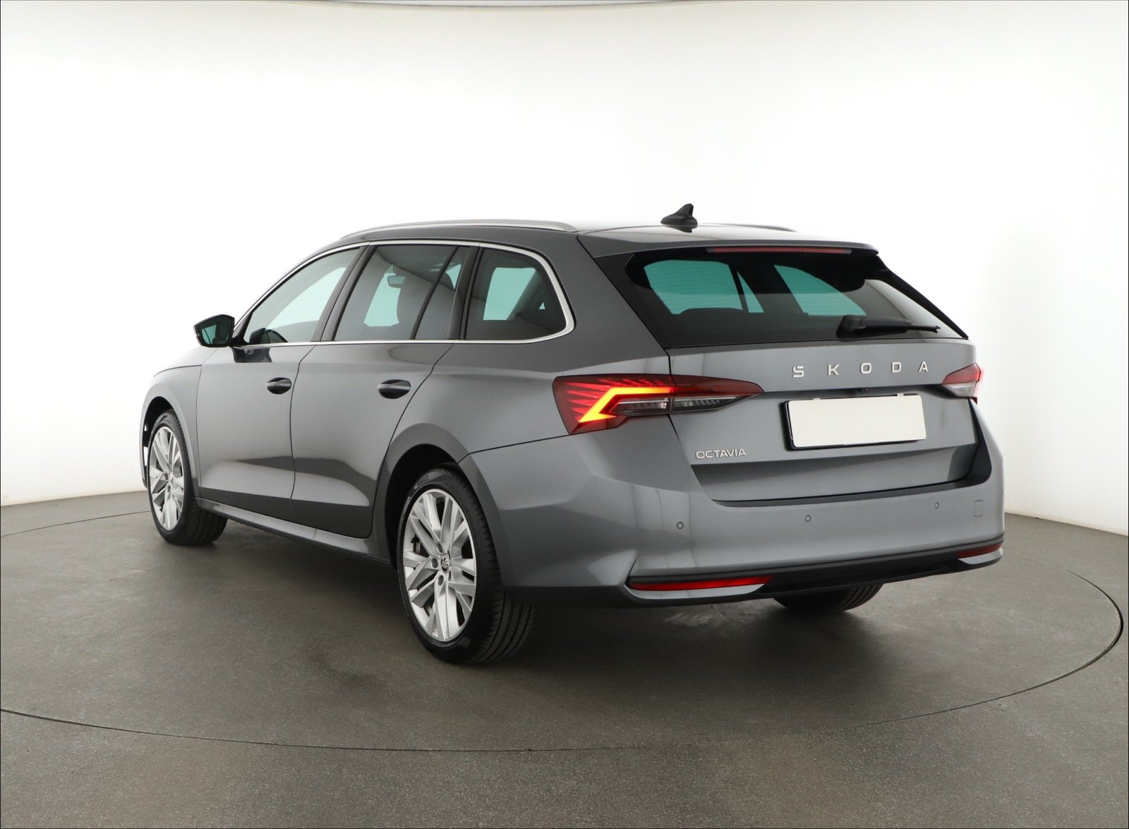 Škoda Octavia - 2024