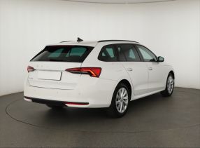 Škoda Octavia - 2024