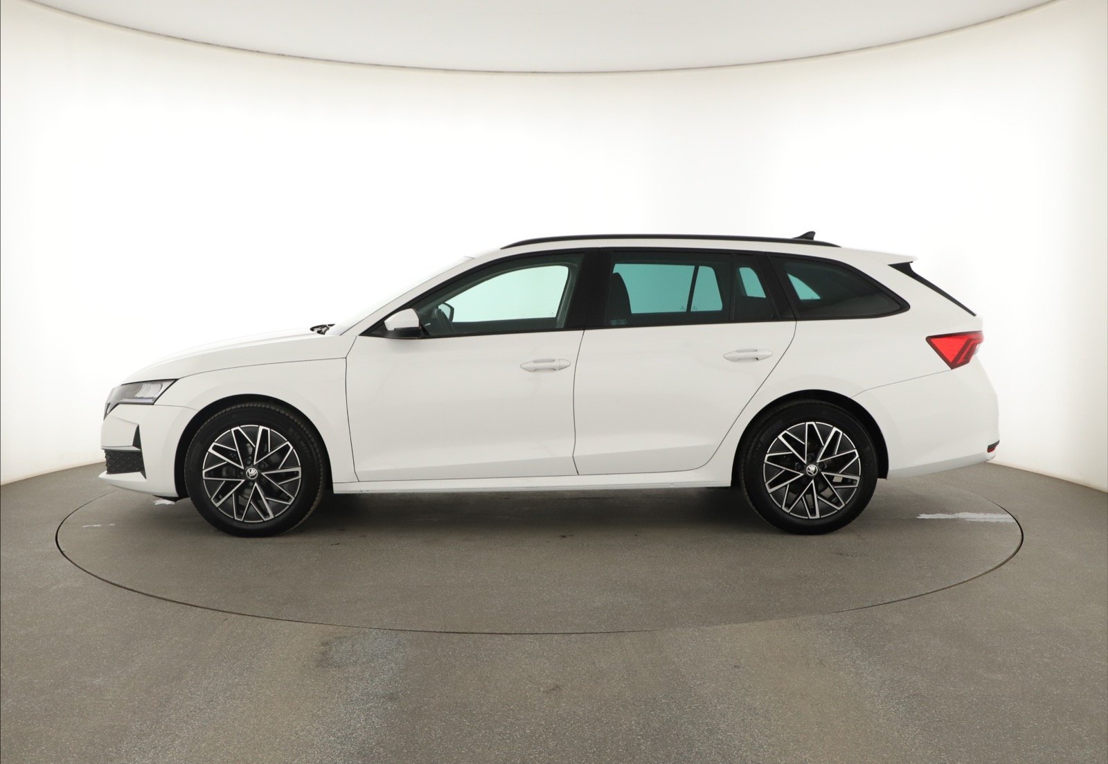 Škoda Octavia - 2024