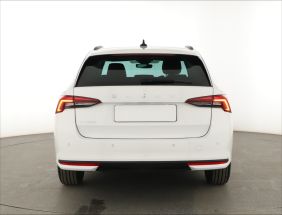 Škoda Octavia - 2024