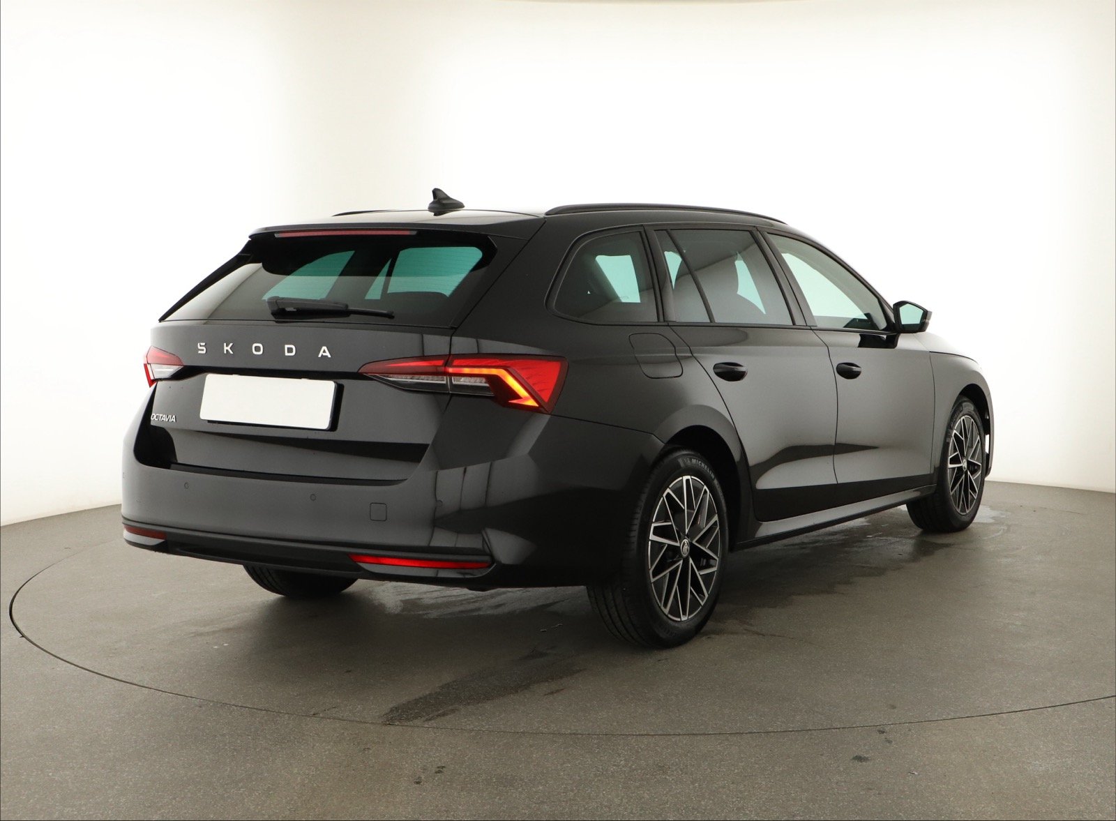 Škoda Octavia - 2024