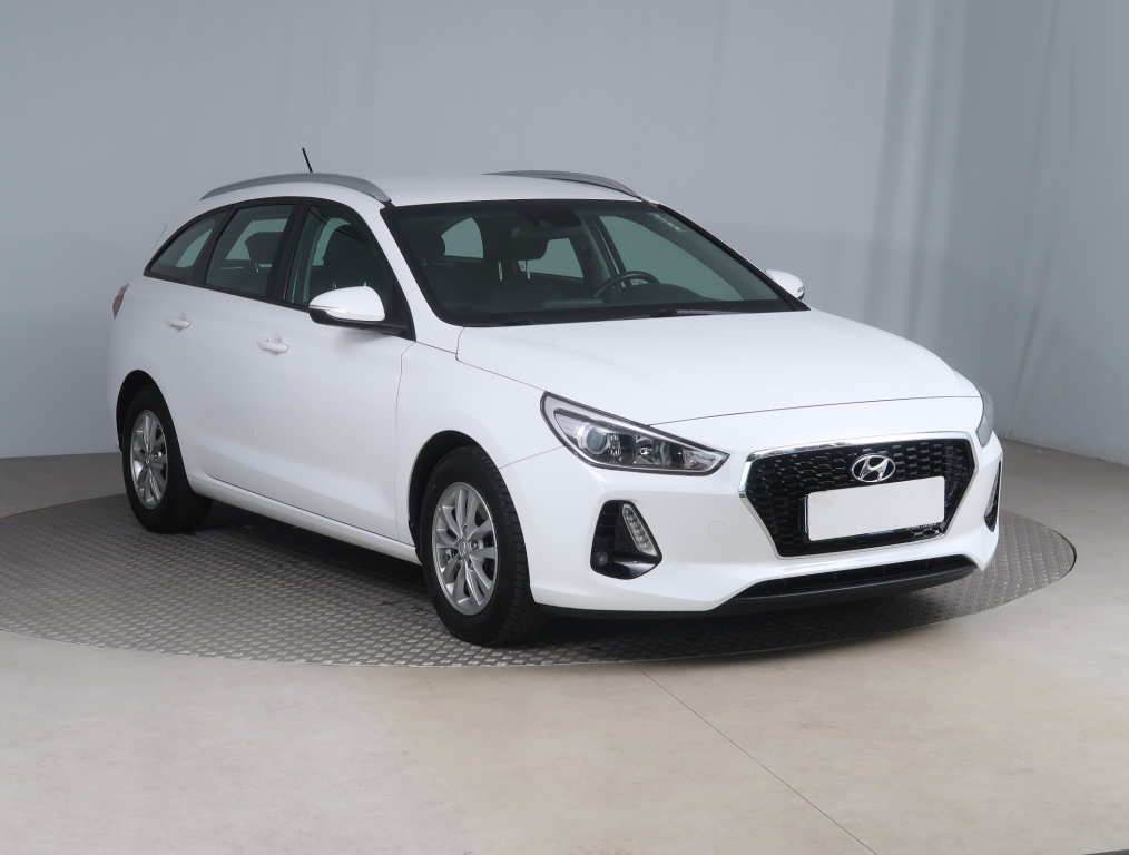 Hyundai i30, 2017, 1.0 T-GDI, 88kW