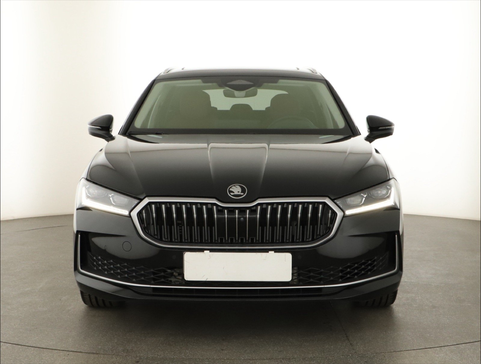Škoda Superb - 2024