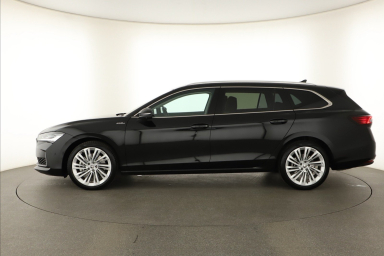 Škoda Superb - 2024