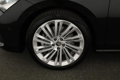 Škoda Superb - 2024