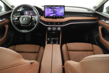 Škoda Superb - 2024