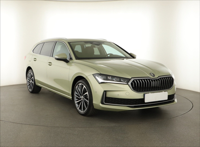 Škoda Superb 2024