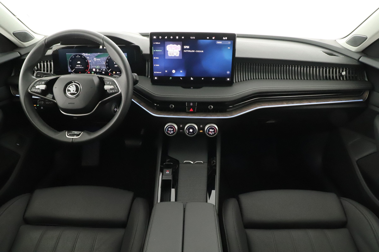 Škoda Superb - 2024