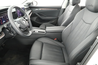 Škoda Superb - 2024