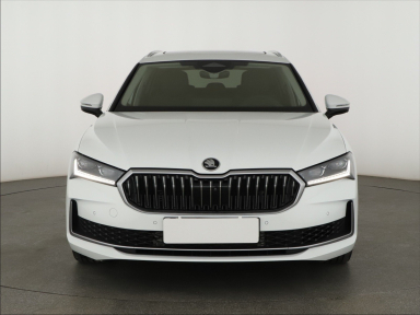 Škoda Superb - 2024