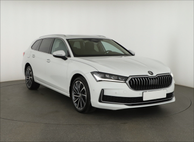 Škoda Superb - 2024