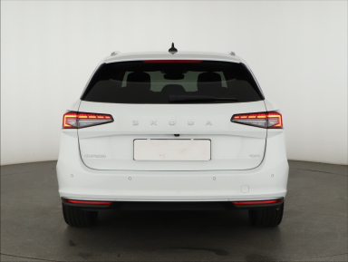 Škoda Superb - 2024