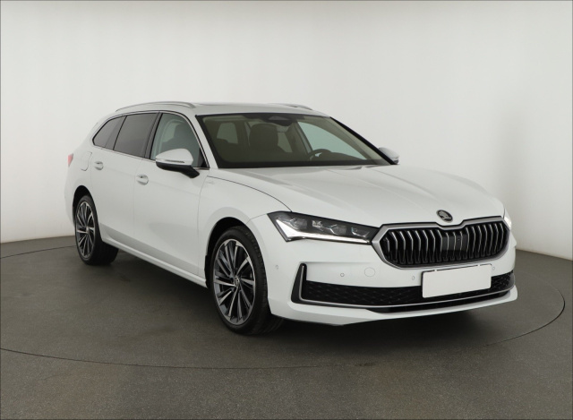 Škoda Superb 2024