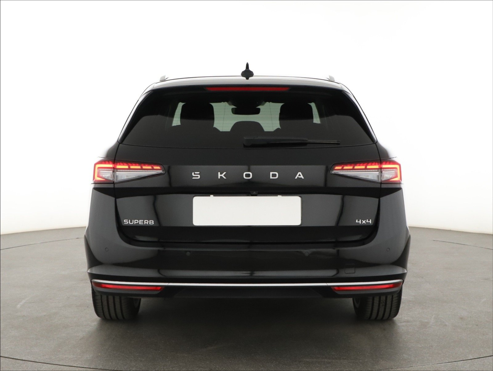 Škoda Superb - 2024