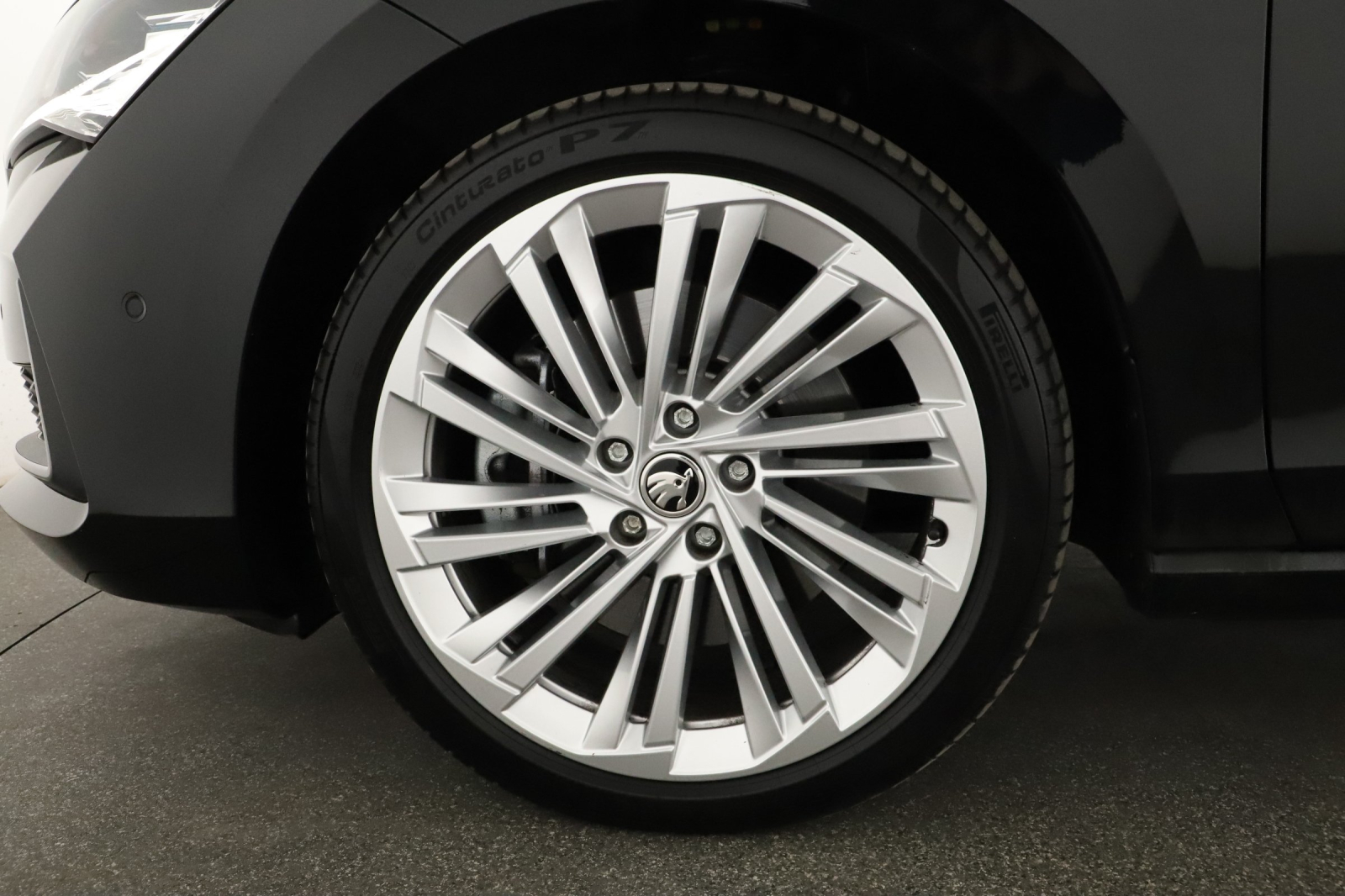 Škoda Superb - 2024