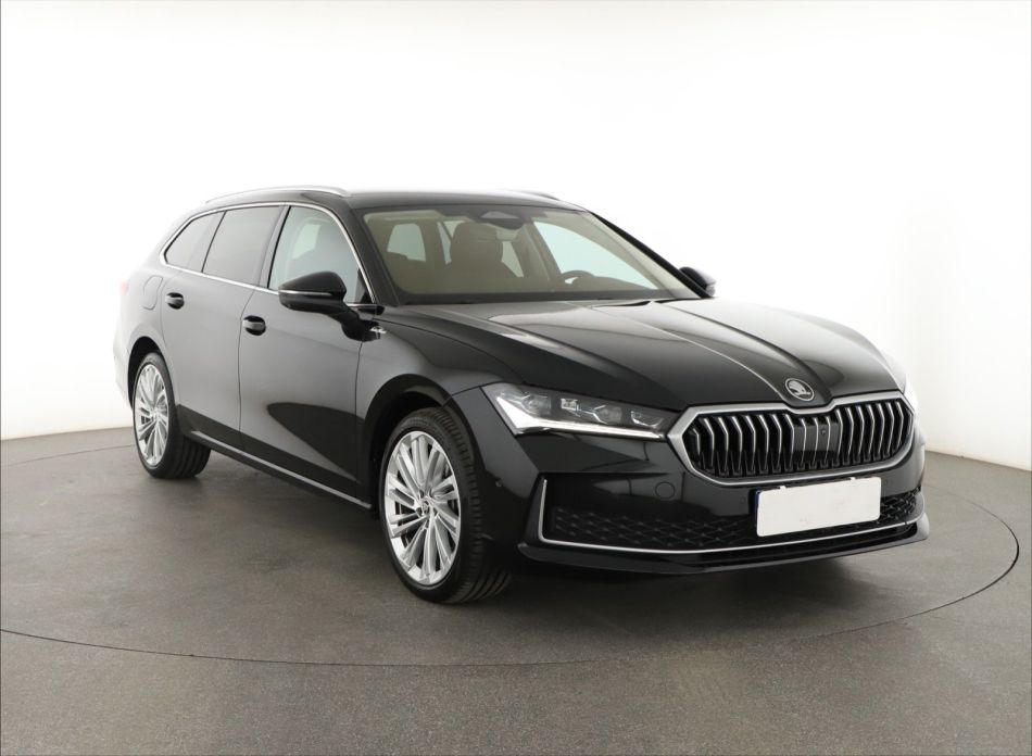 Skoda Superb - 2024
