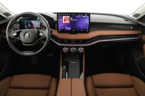 Škoda Superb - 2024
