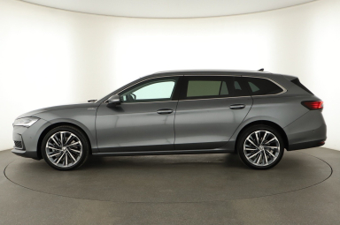 Škoda Superb - 2024