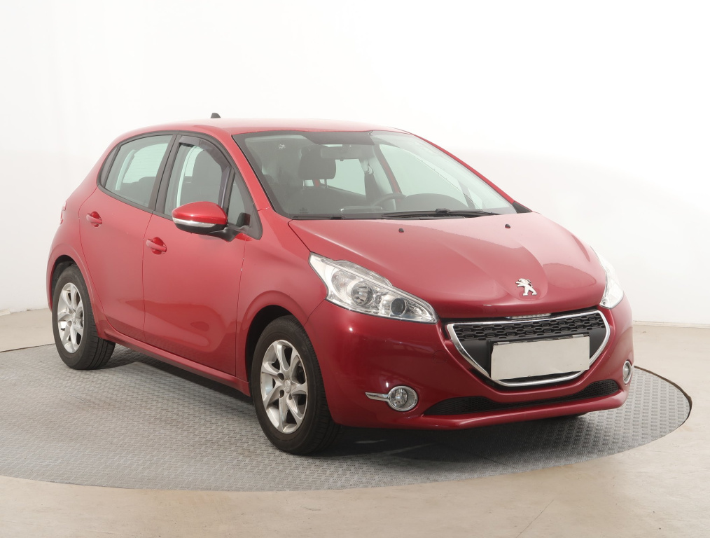 Peugeot 208, 2014, 1.0 VTi, 50kW