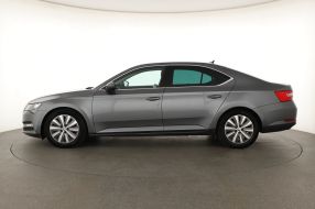 Skoda Superb - 2022