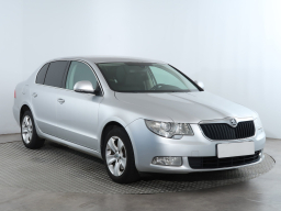 Škoda Superb 2011