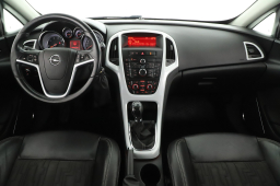 Opel Astra 2014