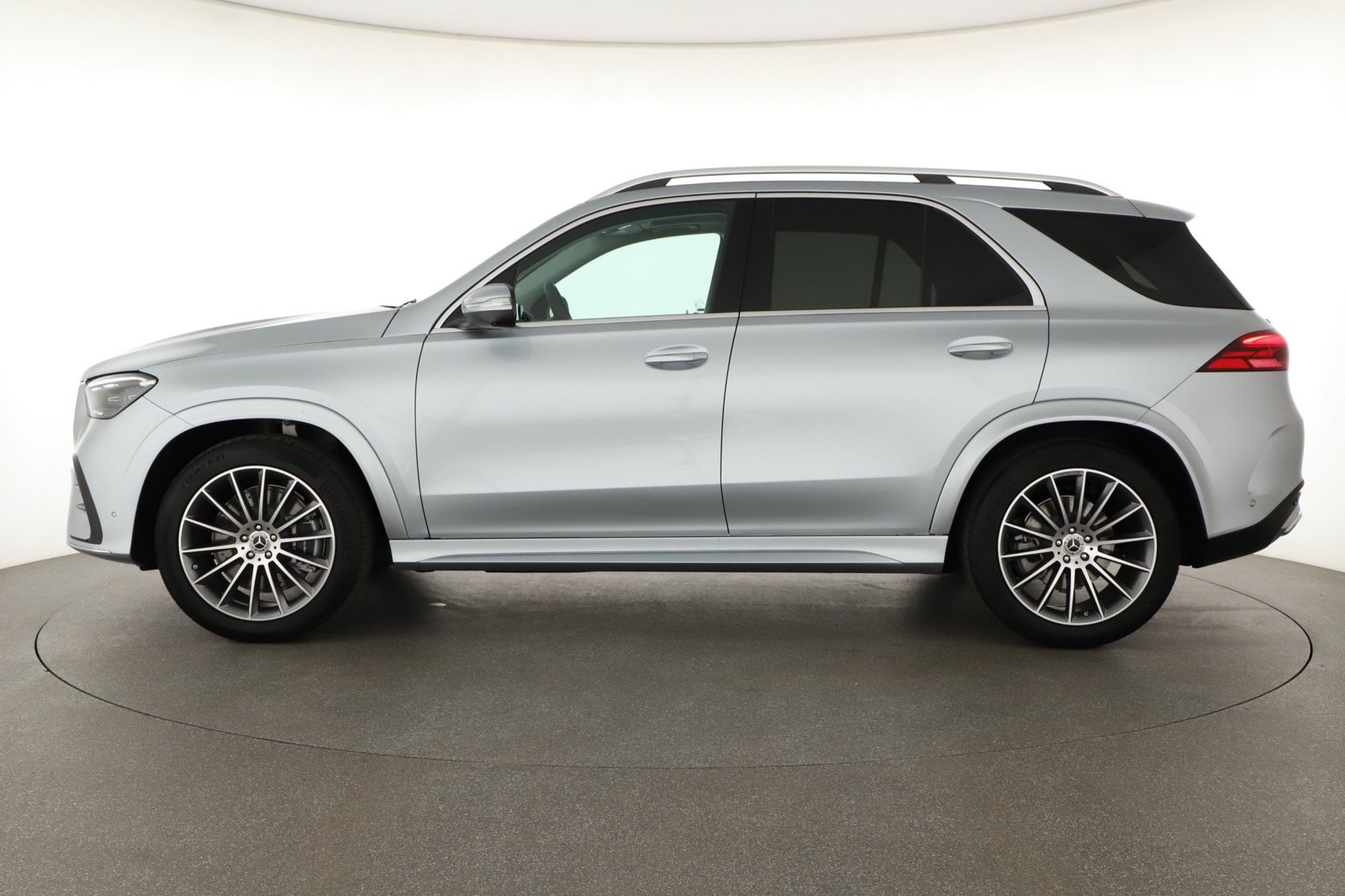 Mercedes-Benz GLE - 2024
