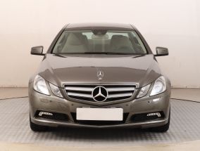 Mercedes-Benz E - 2011