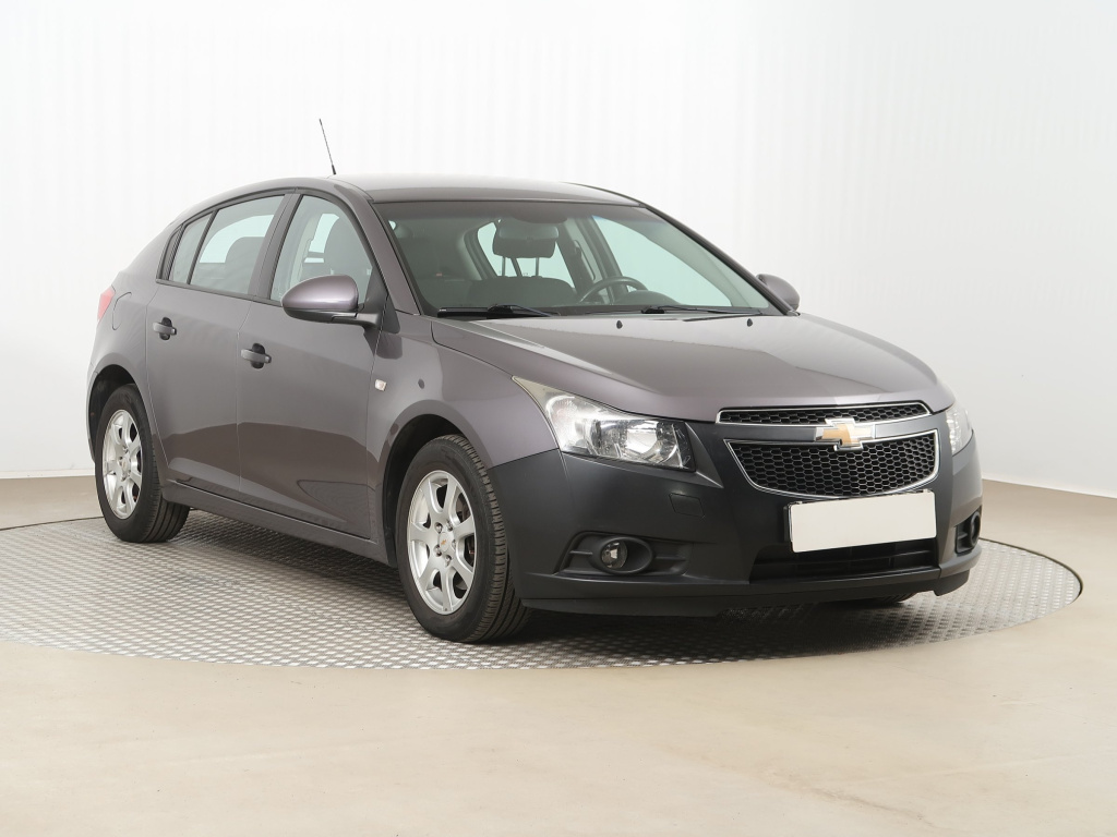 Chevrolet Cruze, 2013, 2.0 VCDi, 120kW