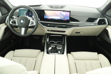 BMW X7 - 2024