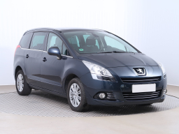 Peugeot 5008 2013