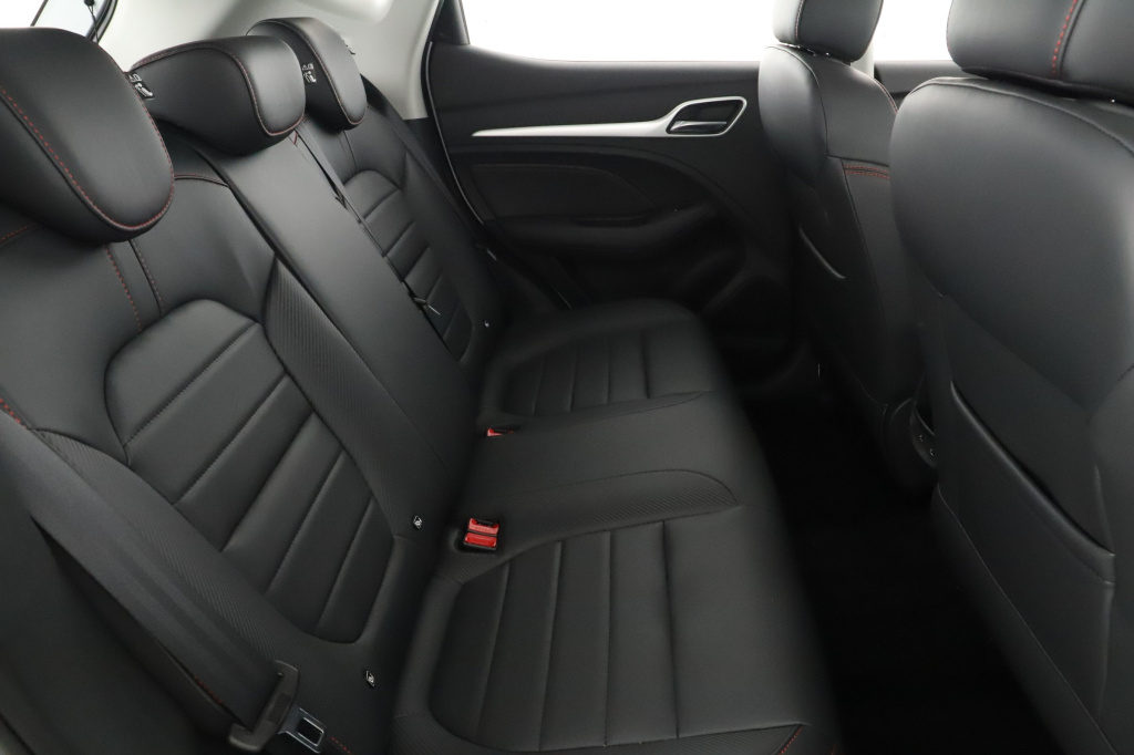 MG ZS SUV