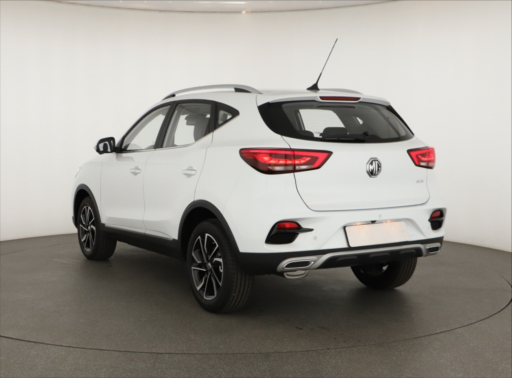 MG ZS SUV