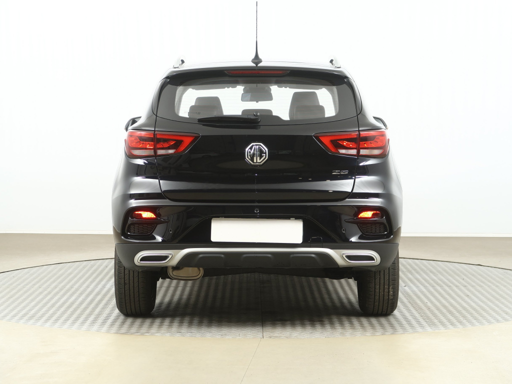 MG ZS SUV
