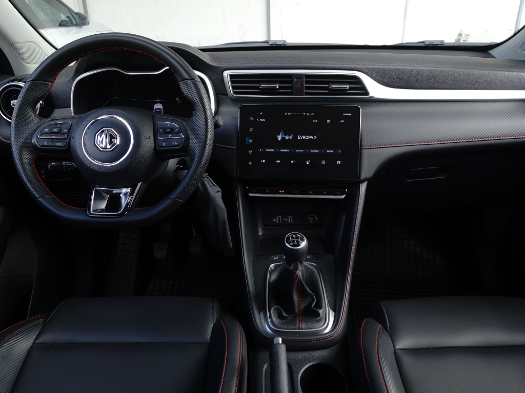 MG ZS SUV