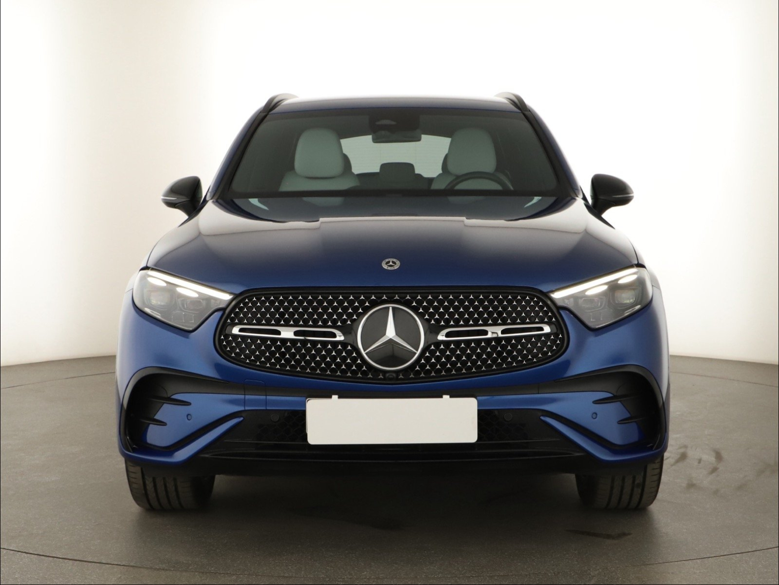 Mercedes-Benz GLC - 2024