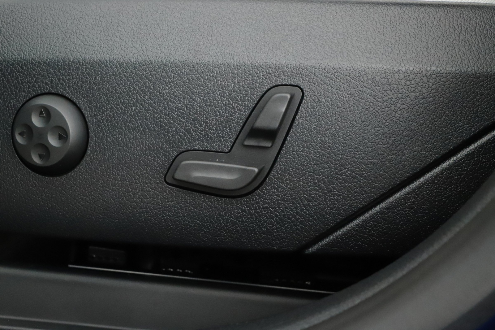 Mercedes-Benz GLC - 2024