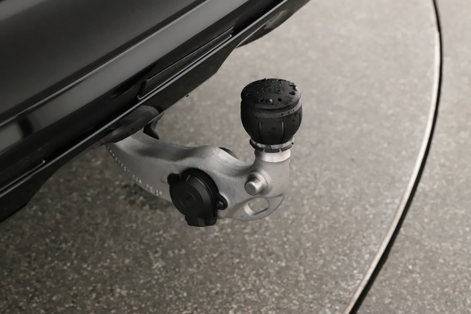 Mercedes-Benz GLC - 2024