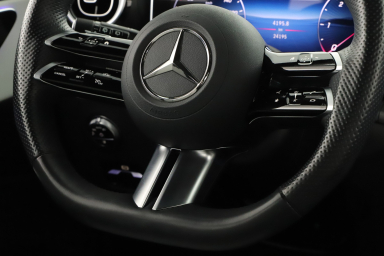 Mercedes-Benz GLC - 2024