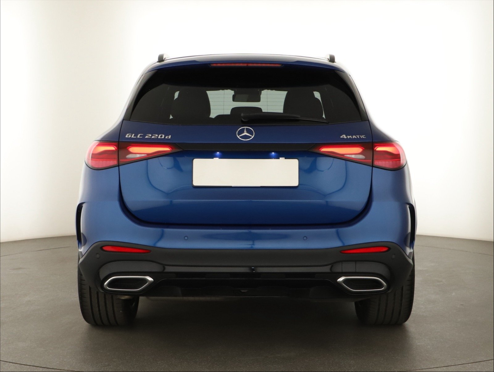 Mercedes-Benz GLC - 2024